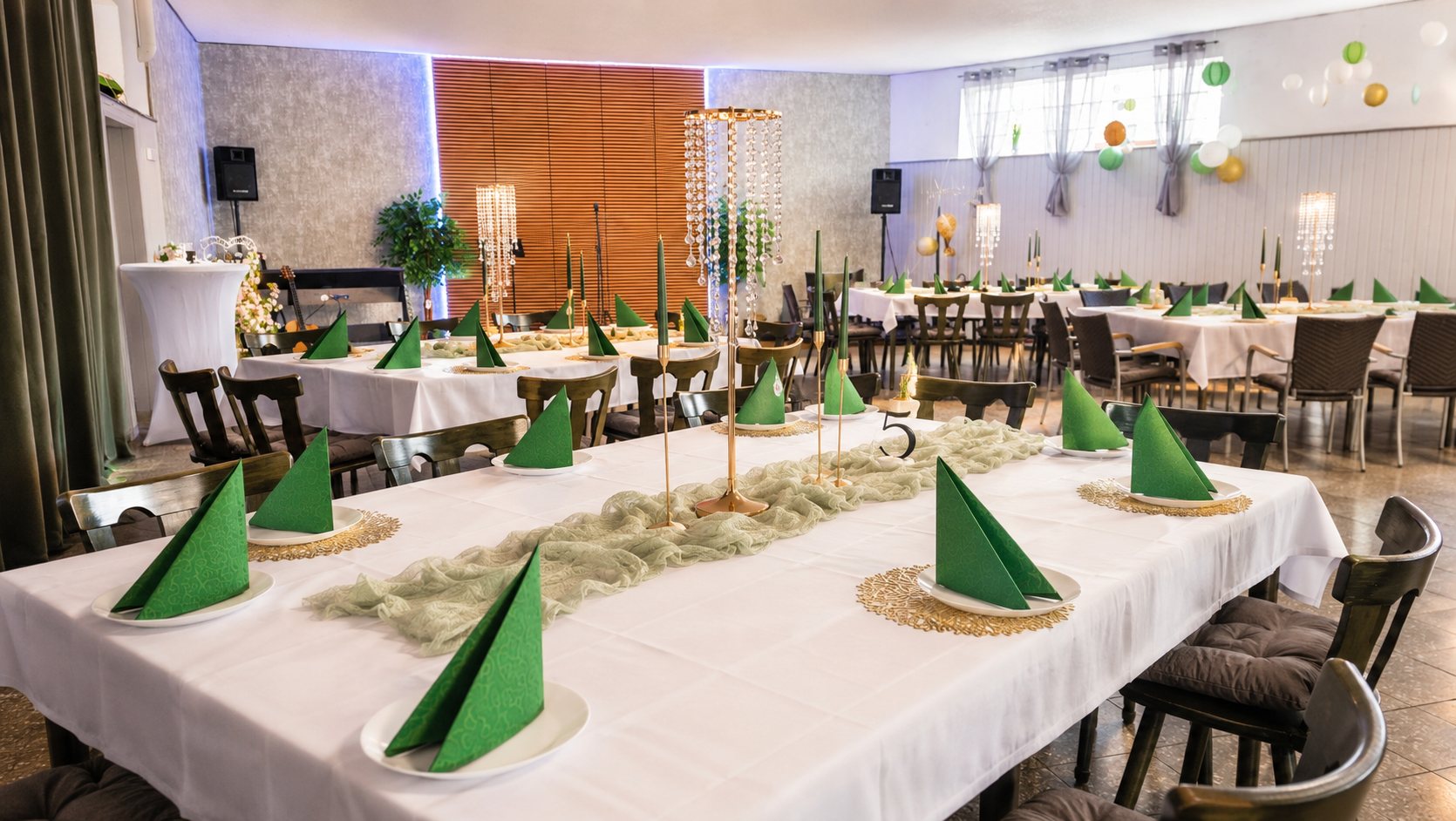 Saal Die Perle